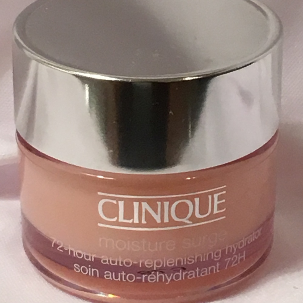 Clinique Moiture Surge 72 hours